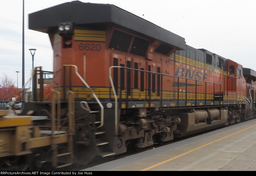 BNSF 6620